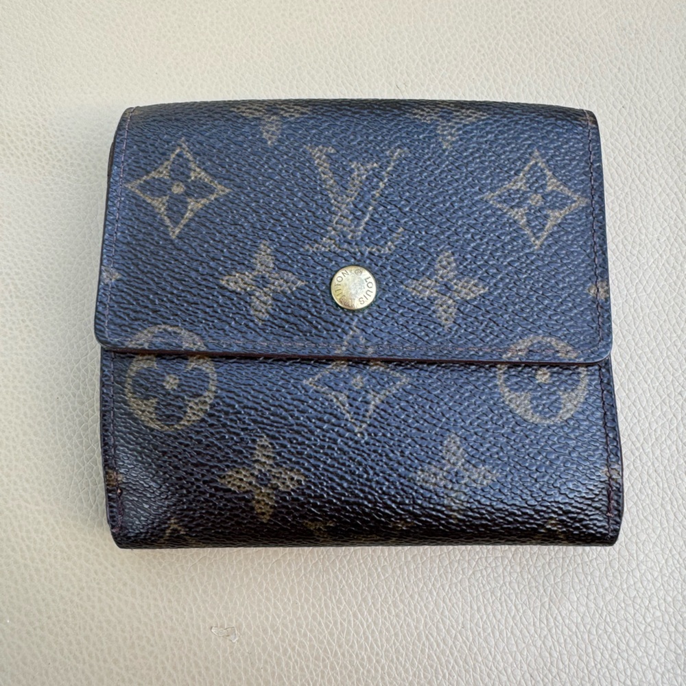 LV Compact Wallet - Picture 1 of 10